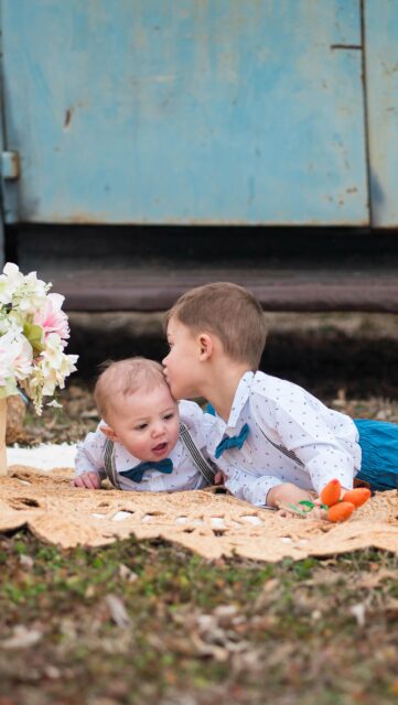 🌷✨ EASTER PICNIC MINIS ARE HERE ✨🌷
Teaming up with Kelsey of @1127photo for the sweetest spring setup!

Soft blankets, spring florals, sunshine vibes, and all the Easter charm 🐣🌸
Perfect for littles, families, couples, or just a fresh spring update!

📸 Easter Picnic Minis
$150
• 15 minute session
• 4 edited images of your choice
• Option to purchase additional images or full gallery
• Full online gallery
• High-resolution downloads
• Print release

A $75 non-refundable retainer is due at booking (applies toward your total) to secure your date and time.

Spots are LIMITED and will go fast! Book your spot on the link in my bio!
